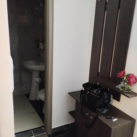 Cri'a Apartament *